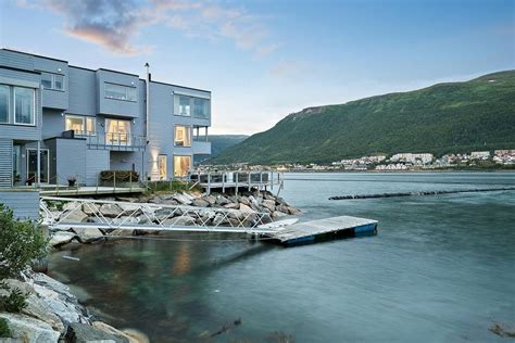 Sommarøy Waterfront Vacation Rentals - Troms, Norway | Airbnb