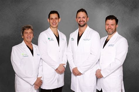 Orthopedic Surgeons vs. Orthopedic Spine Surgeons