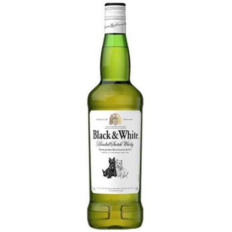 Best bottles of blended scotch whisky for your bar under INR 4500