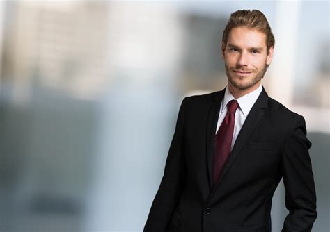 Handsome Businessman 的图像结果