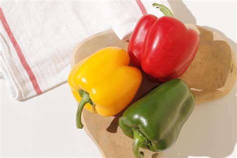 three colors bell pepper, red, green, yellow 45646939 Stock Photo at ...