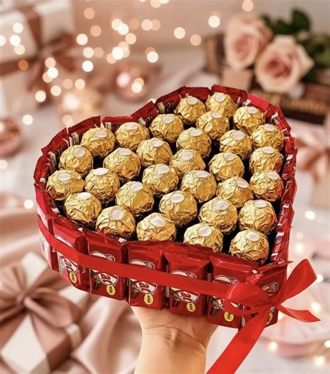 ️ Luxury Heart Chocolate Hamper – 2 Variants – Hampers of zamanika