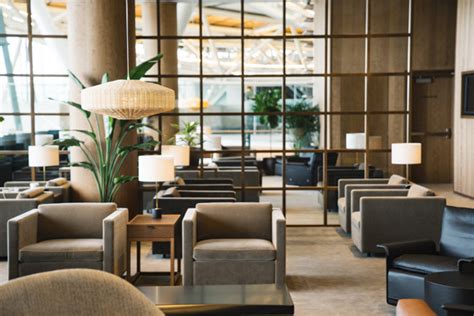 New Cathay Pacific Lounge opens at Vancouver International Airport ...