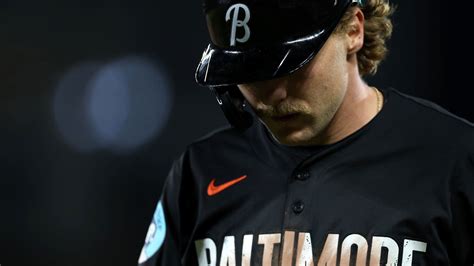 Saturday Bird Droppings: Another ugly loss