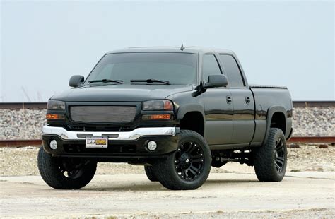 2006 GMC Sierra 2500 HD - The Perfect Foundation