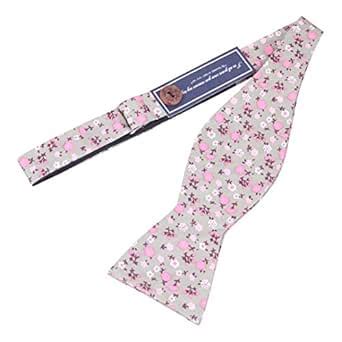 Buy Peluche White Colored Saccharine Floret BowTie For Men at Amazon.in