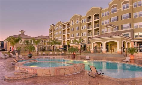 The Woodlands, TX Apartments | The Abbey on Lake Wyndemere