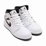 AIR JORDAN 1 LOW & MID “White Black”|atmos（アトモス） 公式オンラインストア