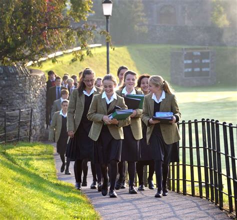 英国十大贵族学校：英国最好的十所私立学校 精英的摇篮_搜狗指南