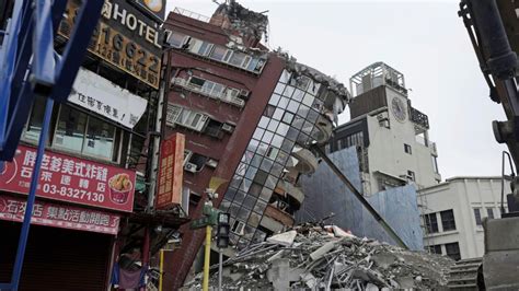 Earthquake shocks continuously in Taiwan demolition work of tilted ...