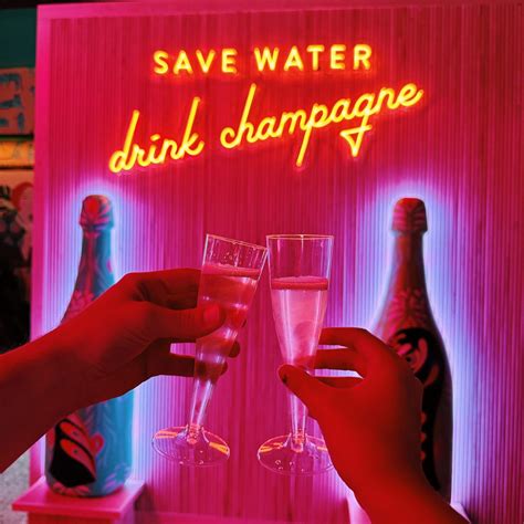 Châm Pang Lanes - Omaha Places