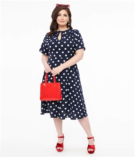 Vintage Polka Dot Dresses - 50s Spotty and Ditsy Prints