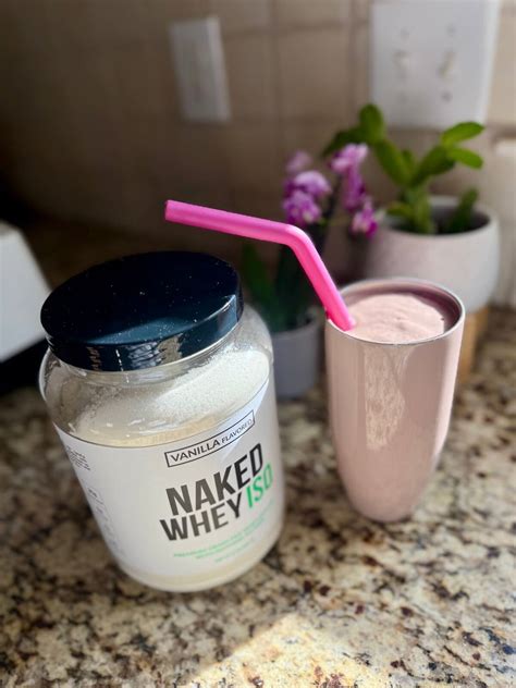 My Go-To Smoothie with 50 Grams of Protein - Peanut Butter Runner