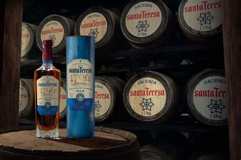 FORBES ELIGE A SANTA TERESA 1796, COMO EL MEJOR RON DEL AÑO - Gastro No-mía
