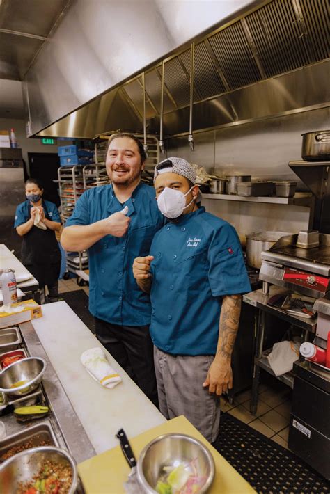 2023 Awards Profile: Red Kap’s Airflow Raglan Chef Coat, Workwear ...