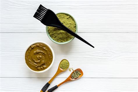 Know the Difference: Natural vs Synthetic Hair Dyes – Deyga Organics