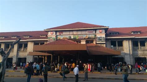 Pune Railway Station Local Train 的图像结果