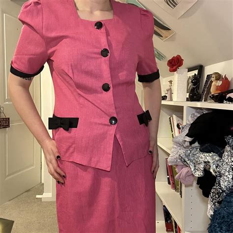 1980s does 1950s pink and black two piece top and... - Depop