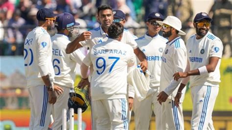 ENG vs IND Cricket Scorecard, 5th Investec Test at London, August 15 - 17, 2014