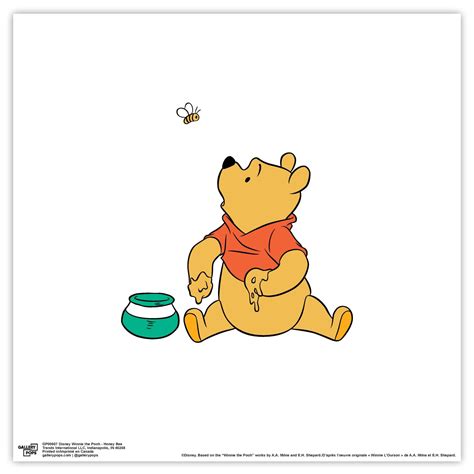 Gallery Pops Disney Winnie The Pooh - Honey Bee Wall Art, Unframed ...