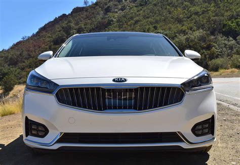 2017 Kia Cadenza Limited Review