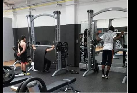 Some Funny Gym Photos That People Done In Gym - Photos: इन लोगों की ...