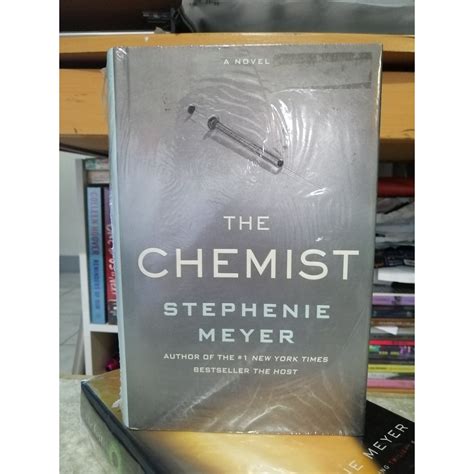 The Chemist by Stephenie Meyer (pre loved / HB) | Shopee Philippines