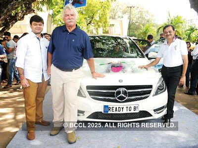 Pooja Shah, Jashank Bhandari and Saumya Shah during the launch of ...