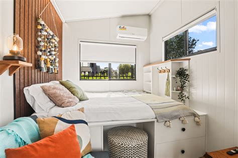 The Joey Is an Affordable and Eco-Friendly Tiny House With a Luxurious ...
