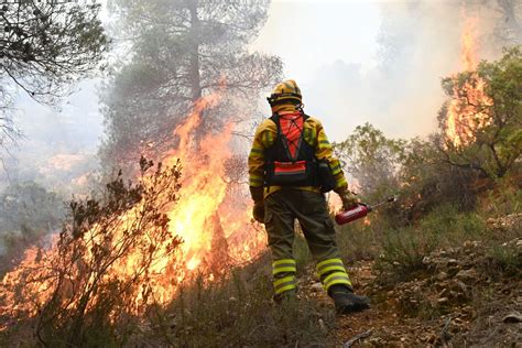 Wildland fire gear, tools and equipment for wildland firefighters ...