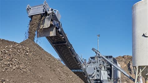 The new KMA 240(i) cold recycling mixing plant | Magazine | Wirtgen