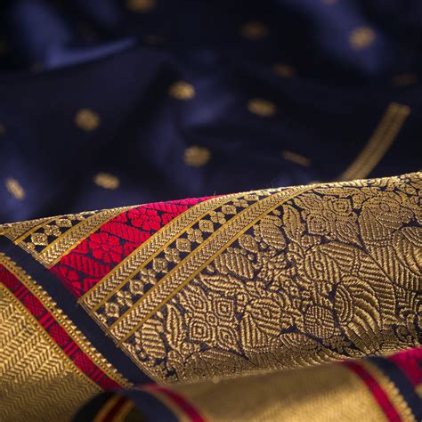 All Kanjivarams : View the entire collection – Page 12