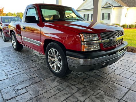 2004 Chevrolet Silverado | Raleigh Classic Car Auctions