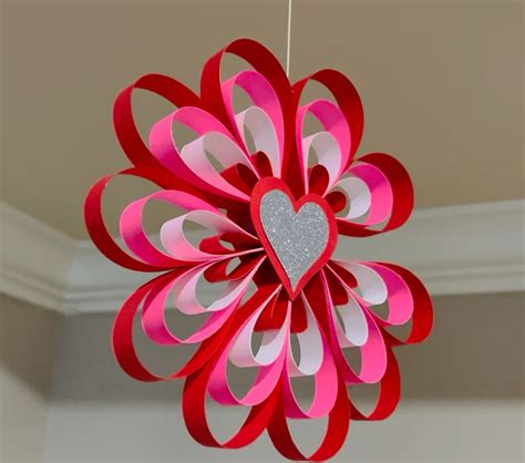 Valentine’s day decorations DIY | Valentines diy, Paper crafts ...