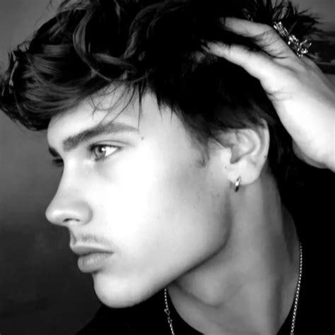 Listen to Dark Triad - MONTAGEM FELICIDADE EXPRESSIVA 4.0 x Damian Kater (edited intro + slowed ...