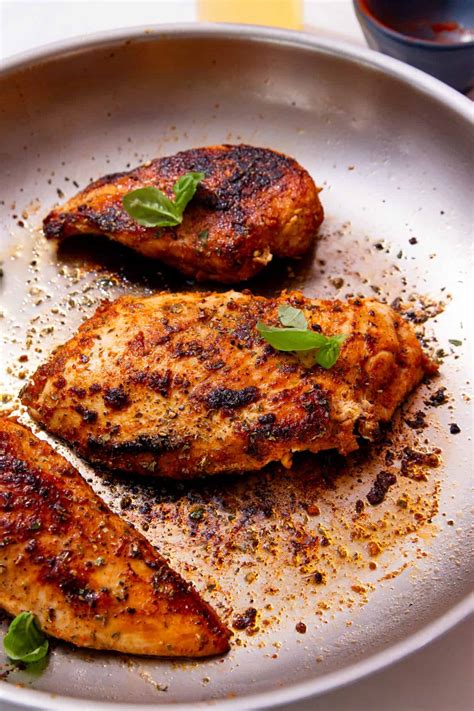Easy Sauteed Chicken Breasts (in just 15 minutes!) – Beat The Budget