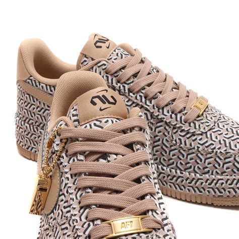 NIKE WMNS AIR FORCE 1 LX HEMP/HEMP-BLACK-SUMMIT WHITE（ナイキ ウィメンズ エア フォース ...