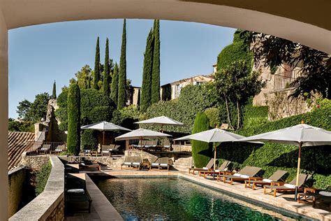 With New Paris Hotel, Maisons Pariente Wants To Offer Guests Fresh ...