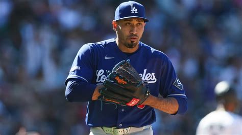 Dodgers' Edwin Diaz Provides Injury Update, Return Timeline After Elbow ...