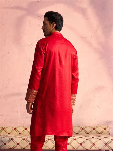 Vastramay Men's Red Silk Blend Embroidered Ethnic Kurta – vastramay