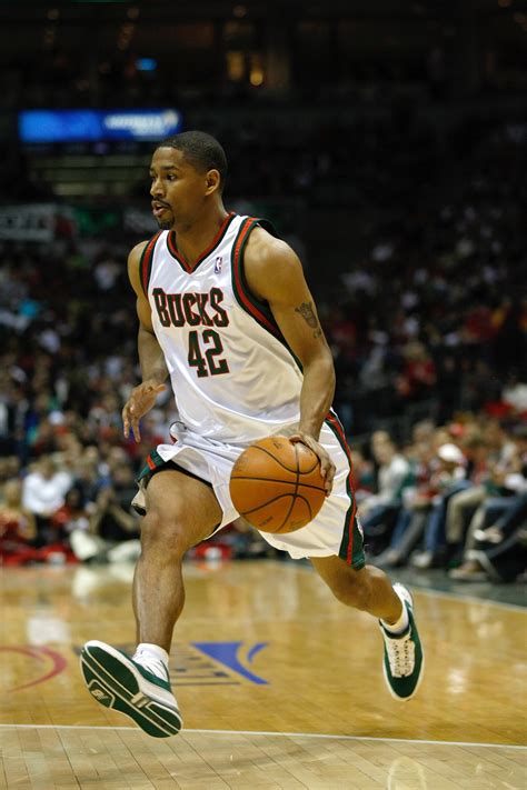 Charlie Bell | Career, Personal life & Kids - Players Bio