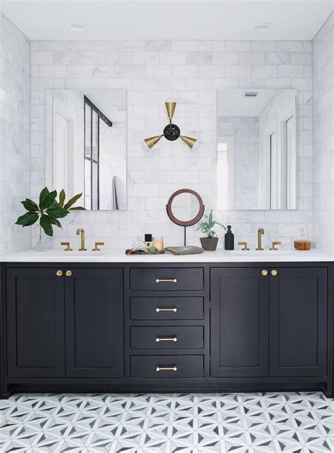 10 Black Bathroom Ideas That Exude Sophistication