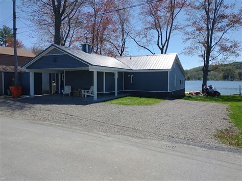 Lamoka Lake Vacation Rentals & Homes - Tyrone, NY | Airbnb