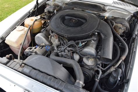 Classic Park Cars | Mercedes-Benz 350 SLC