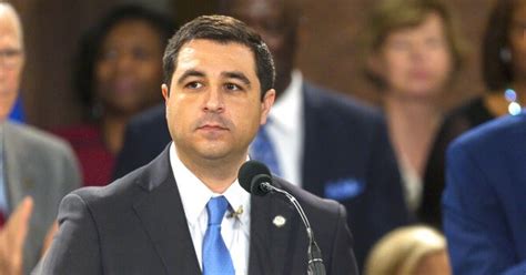 Rezultat imagine pentru Crime Lab Tech