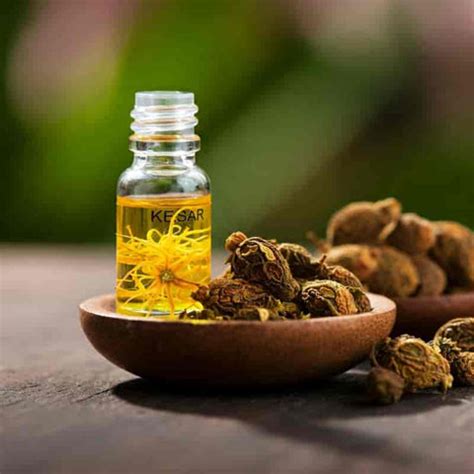 Benefits of Kesar for Skin: Natural Glow and Radiance – AlphonsoMango.in