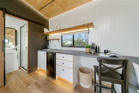 The Joey Is an Affordable and Eco-Friendly Tiny House With a Luxurious ...
