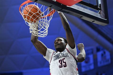 Former UConn center Samson Johnson signs with Indiana Pacers – Troy Record