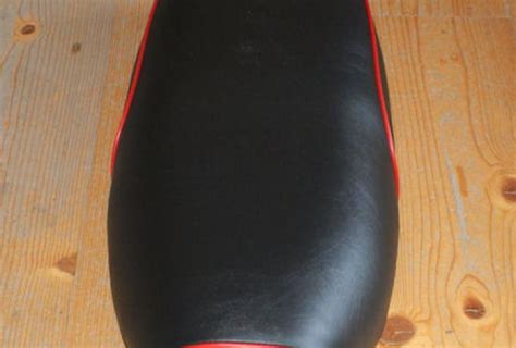 Norton. Matchless Seat. Down 350, 500, 650 CSR. sw. arm | BRITISH Only ...