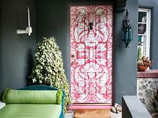 Modern Color Honeysuckle Pink Color Decorating by Pantone Color Of The Year Honeysuckle Pink Hgtv Modern Color Honeysuckle Pink Color Decorating